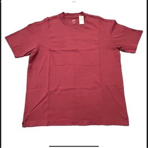 GAP Men's Short Sleeve Heavyweight Tee in Deep Red